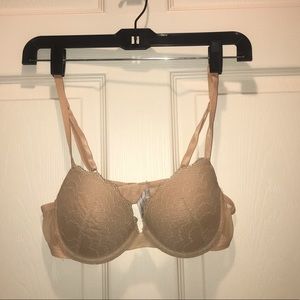 BCBGeneration Nude Scallop Lace Wired Bra 36A